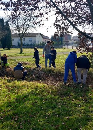 Chantier participatif en faveur de la biodiversité à Castelsarrasin